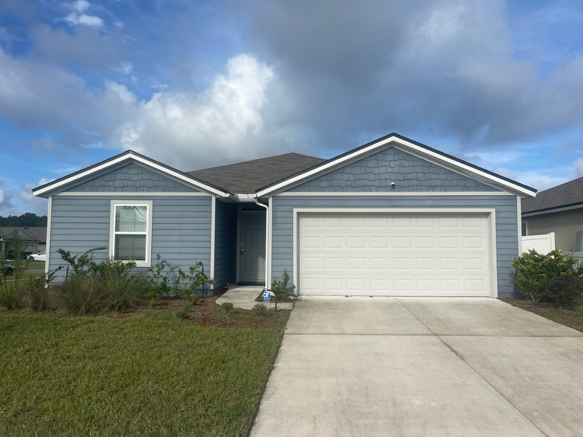 2876 Oak Stream Dr