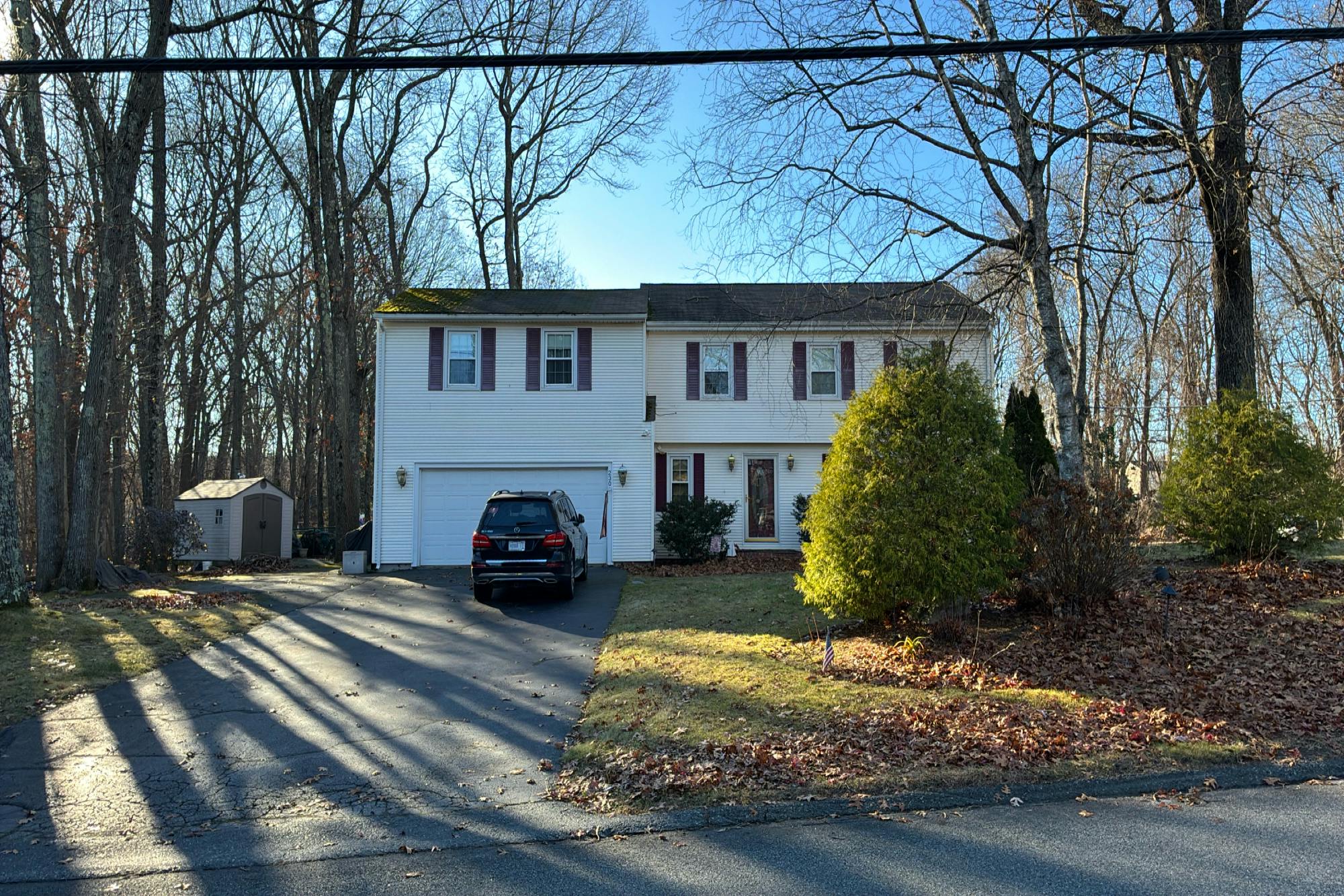 Olney Arnold Rd, Cranston, RI 02921
