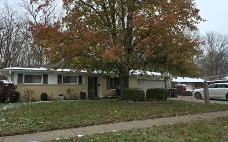 673 Fredericksburg Dr Dayton, OH 45415, Montgomery County