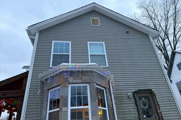 10 Parker Ave Westfield, MA 01085, Hampden County