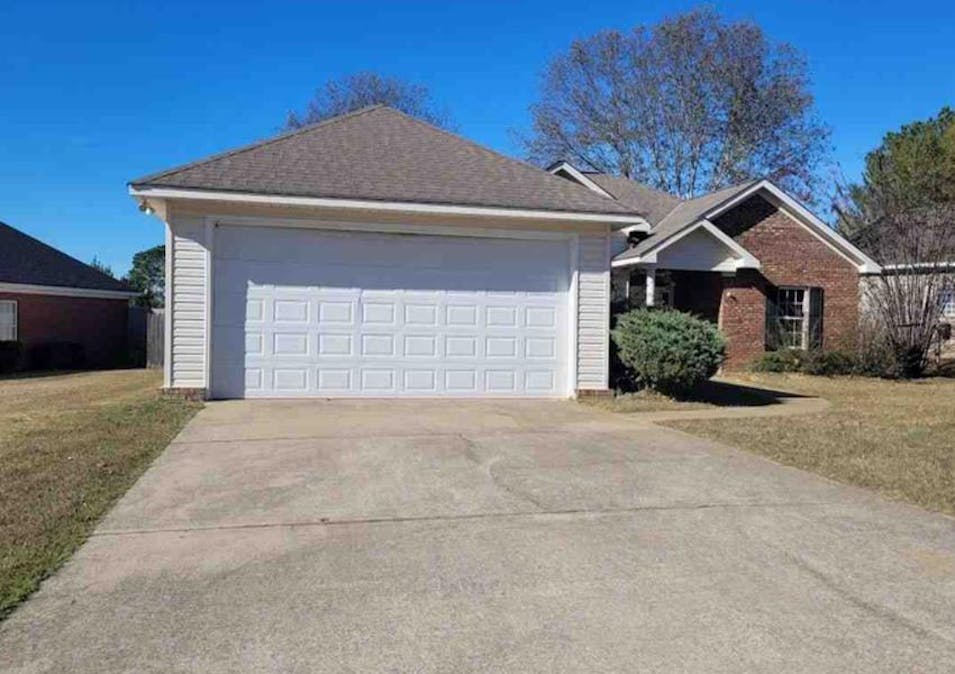 11671 River Pt Dr Tuscaloosa, AL 35405, Tuscaloosa County