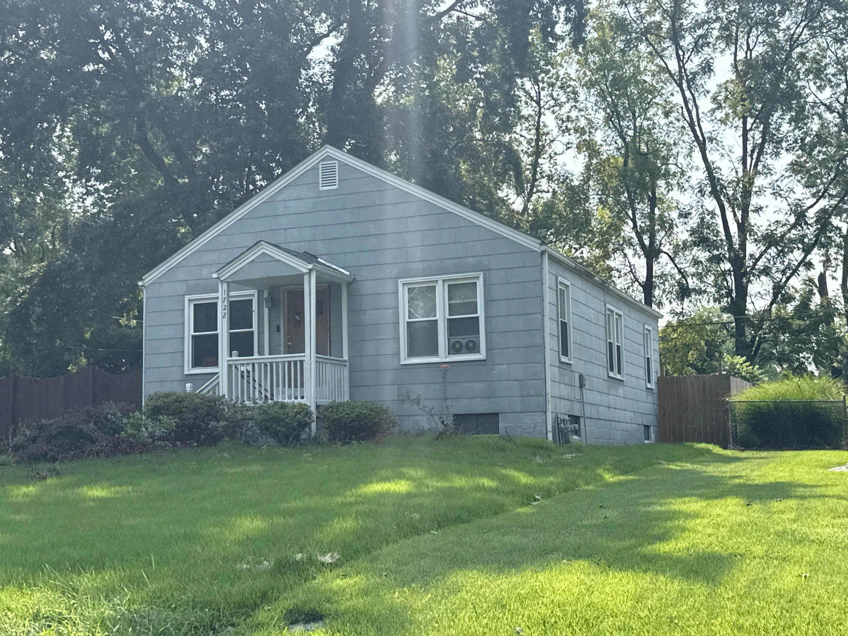 Belle Ave, Belleville, IL 62221 #1