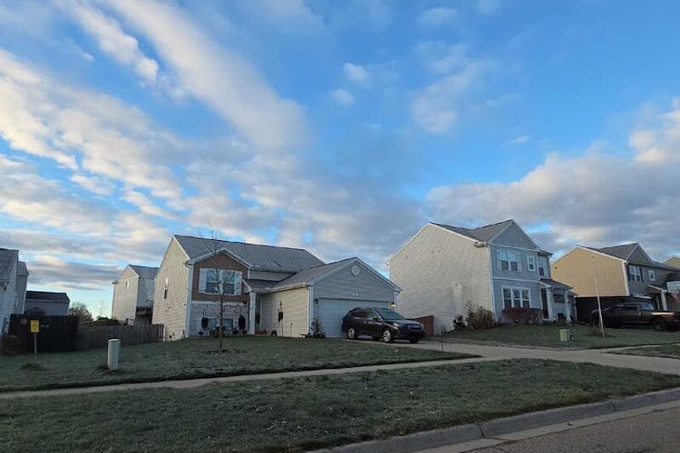 711 View Pointe Dr Middleville, MI 49333-9368, Barry County