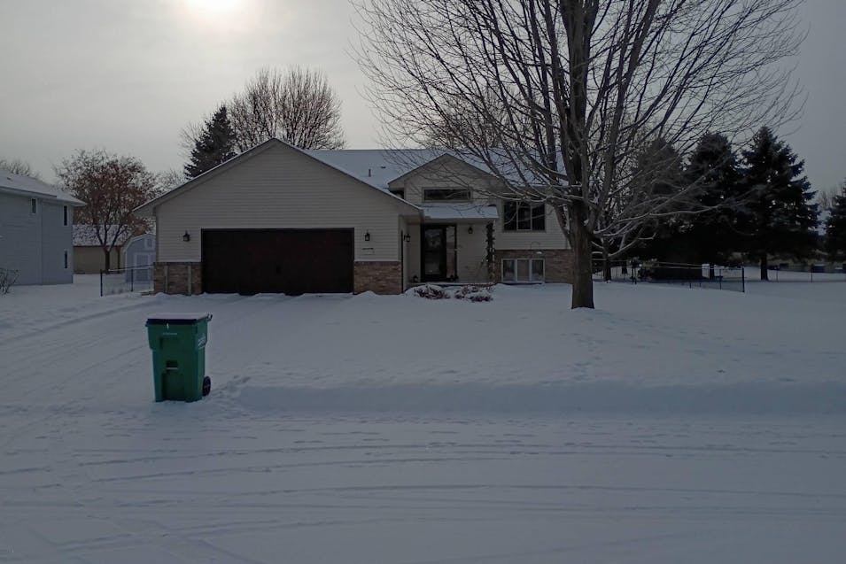 11353 54 1/2 Street Northeast Albertville, MN 55301, Wright County