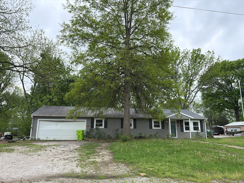 901 E. Maple Street Rich Hill, MO 64779, Bates County