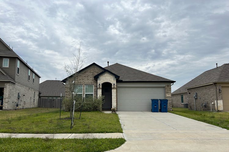 104 Shallow Creek Drive Waller, TX 77484, Waller County
