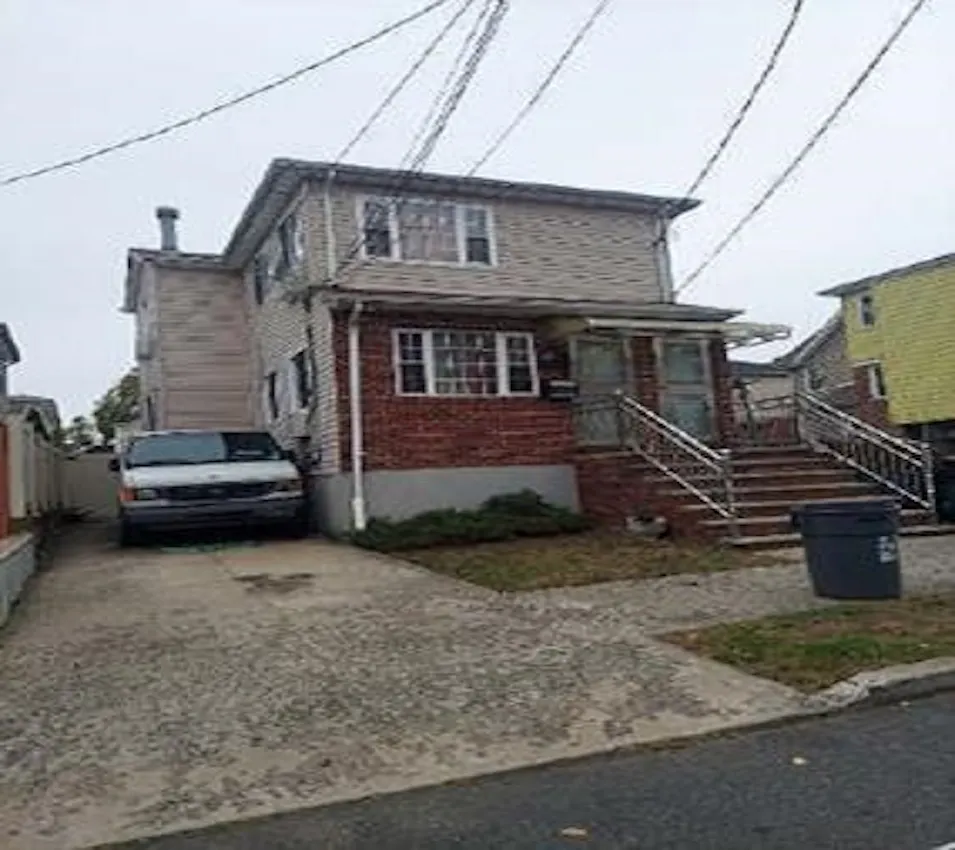 14548 224th St Springfield Gardens, NY 11413, Queens County