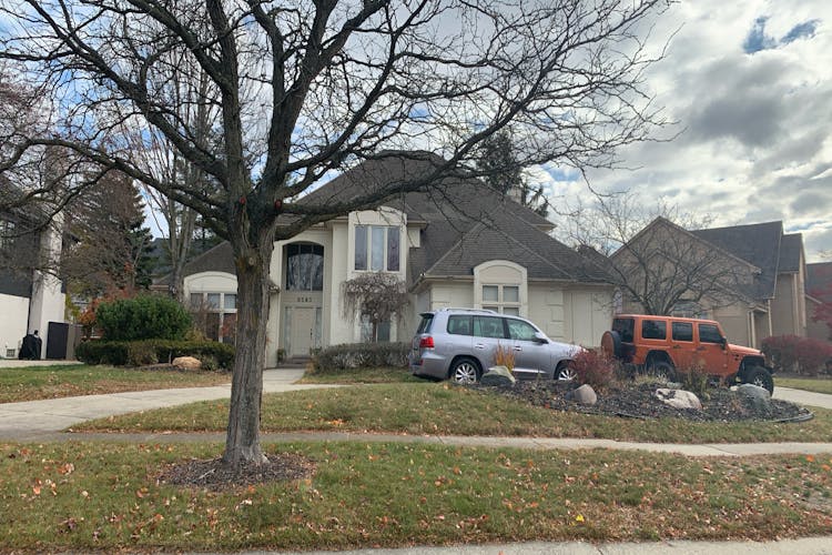 6583 Burtonwood Dr West Bloomfield, MI 48322, Oakland County