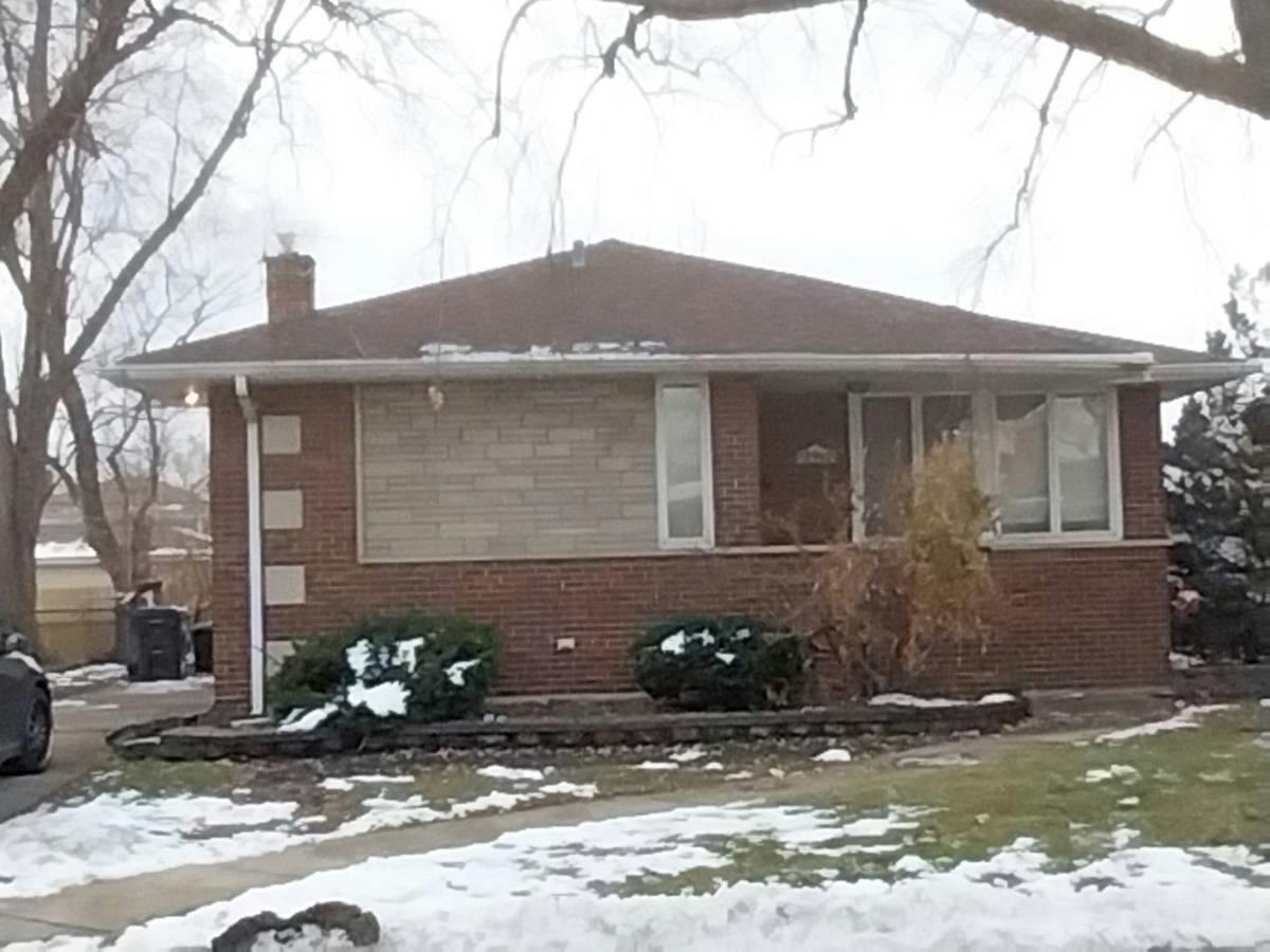 Debbie Ln, South Holland, IL 60473