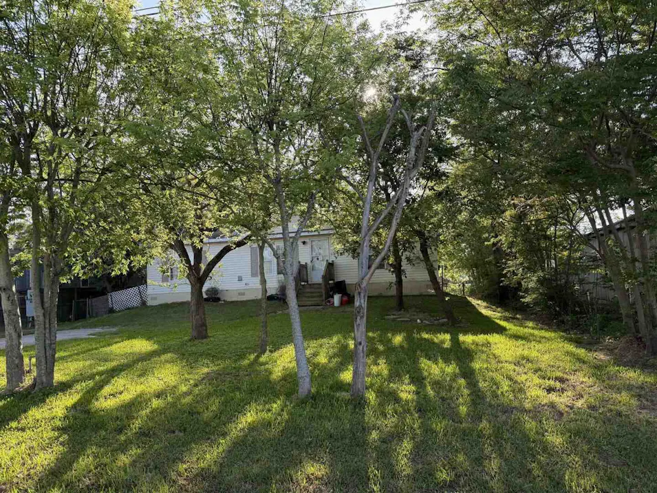 435 8th St San Leon, TX 77539, Galveston County