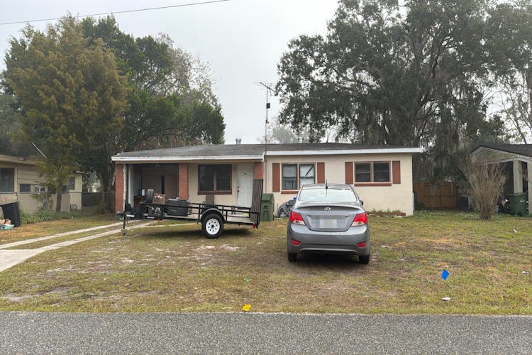 1010 Newman Drive Leesburg, FL 34748, Lake County