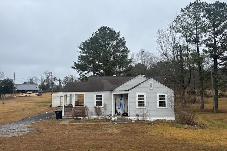 20899 Highway 14 East Louisville, MS 39339, Winston County