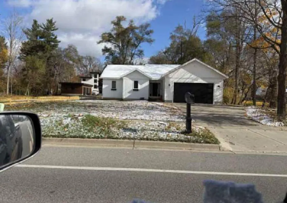 4156 Ivanrest Ave SW Grandville, MI 49418, Kent County