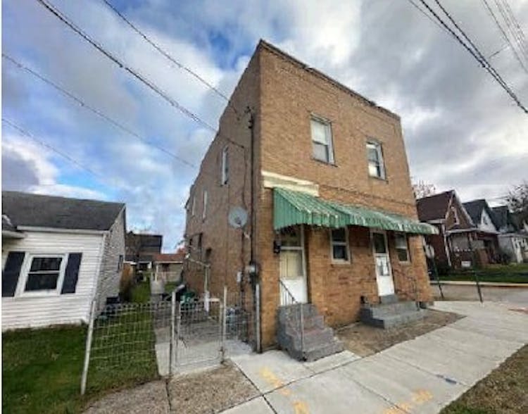 799 19th St Ambridge, PA 15003, Beaver County