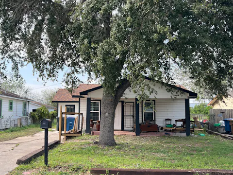 4805 Hakel Dr, Corpus Christi, TX 78415, Nueces County