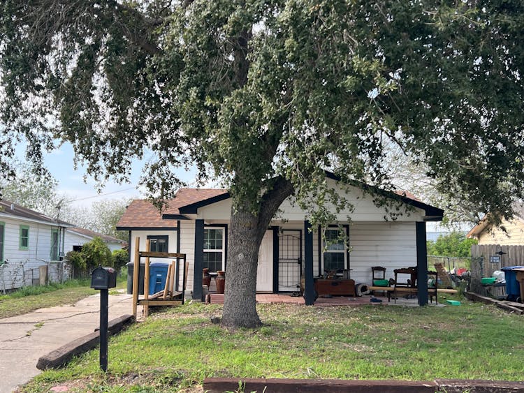 4805 Hakel Dr Corpus Christi, TX 78415, Nueces County