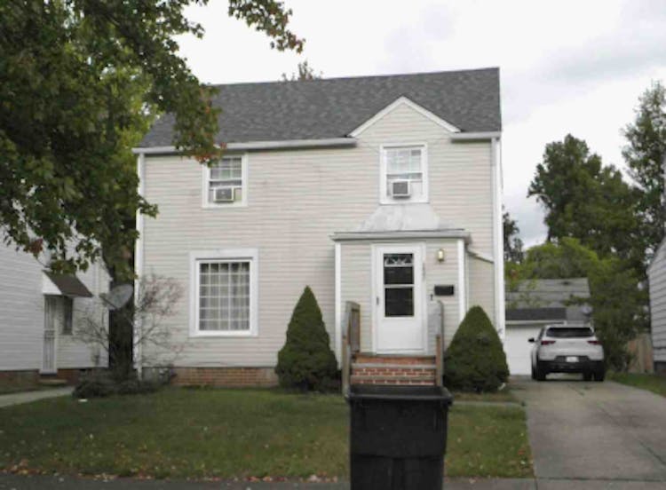 3847 Covington Road South Euclid, OH 44121, Cuyahoga County