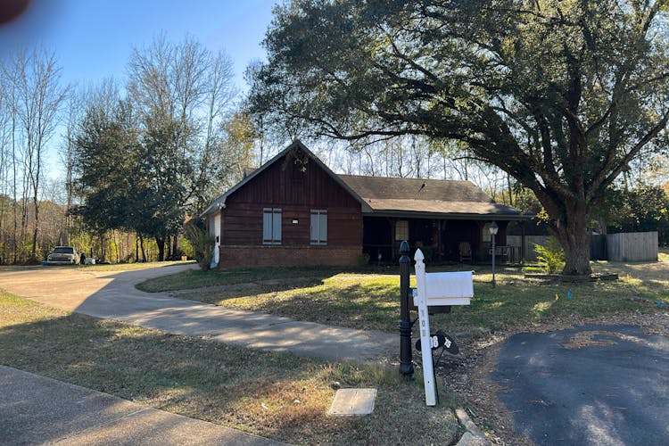 115 Bendwood Court Jackson, MS 39212, Hinds County