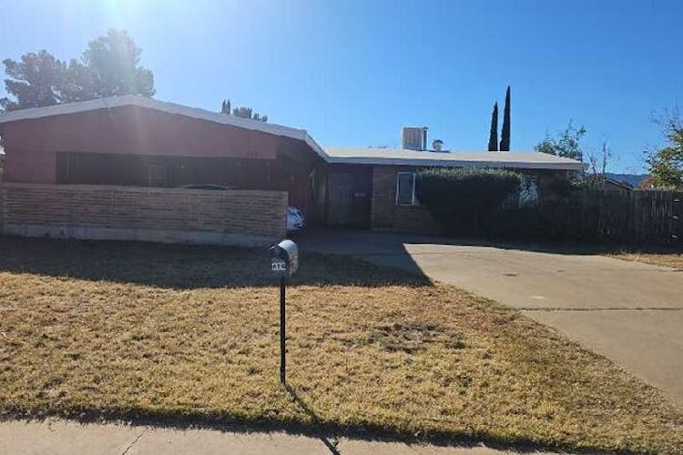 496 E Nelson Drive Sierra Vista, AZ 85635, Cochise County
