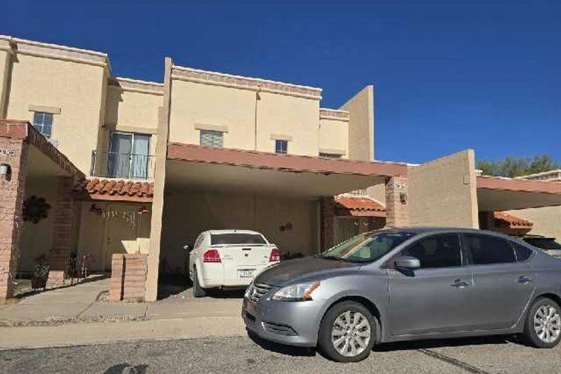 Cadbury Ct, Tucson, AZ 85713