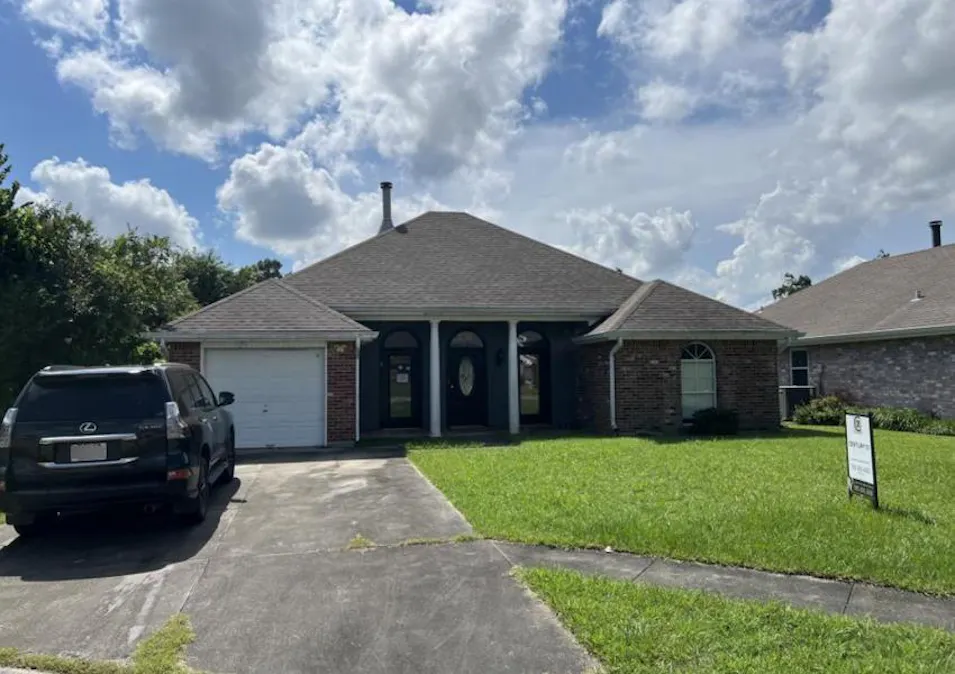 1521 Verna St Houma, LA 70364, Terrebonne Parish County