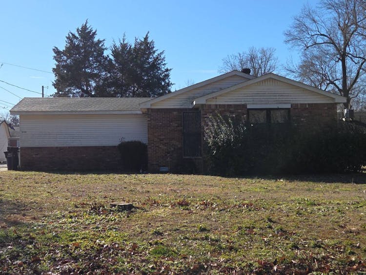 660 West Cherry Street Piggott, AR 72454, Clay (Eastern - Piggott) County