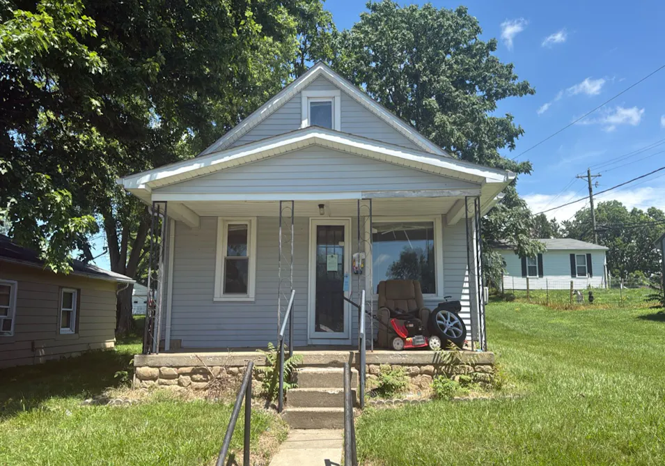 606 15th St Tell City, IN 47586-1745, Perry County