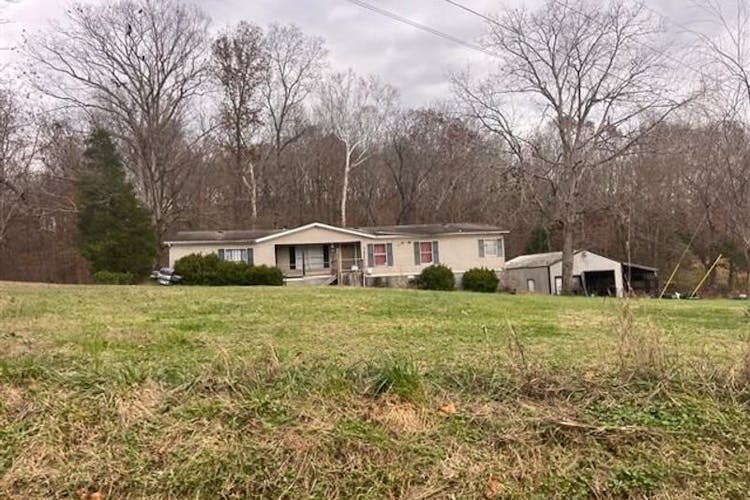 2860 T B Hospital Rd Bowling Green, KY 42101, Warren County