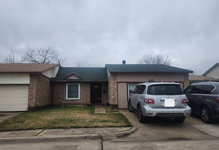 2925 Birchbrook St Grand Prairie, TX 75052, Dallas County