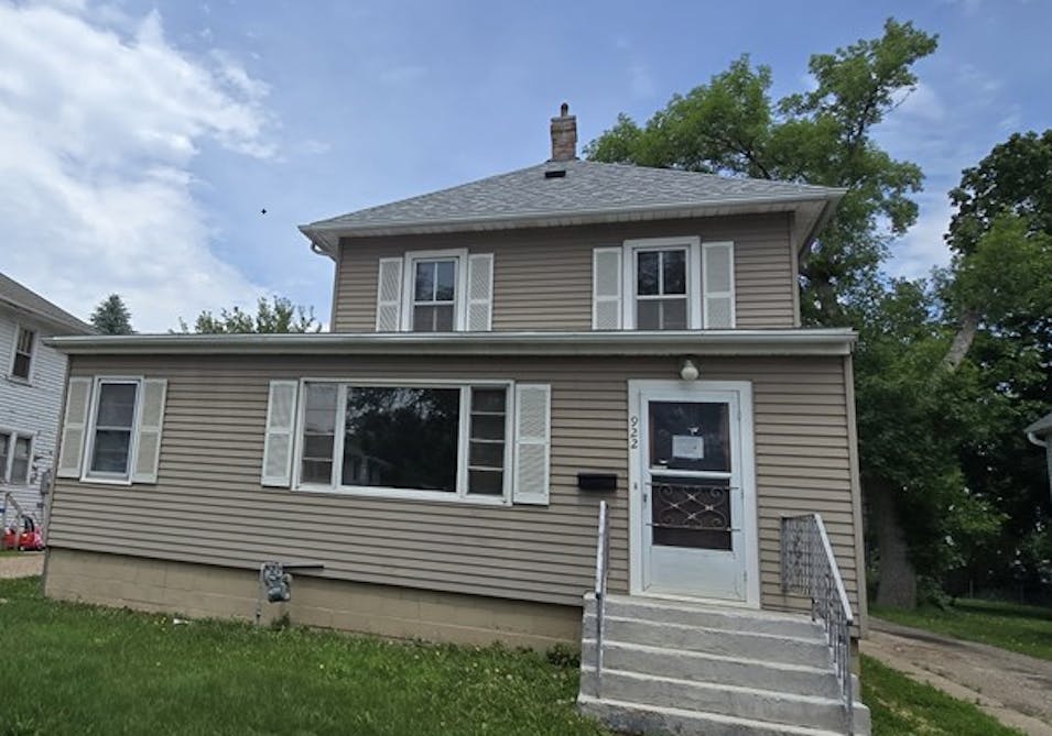 922 White St Jackson, MN 56143, Jackson County