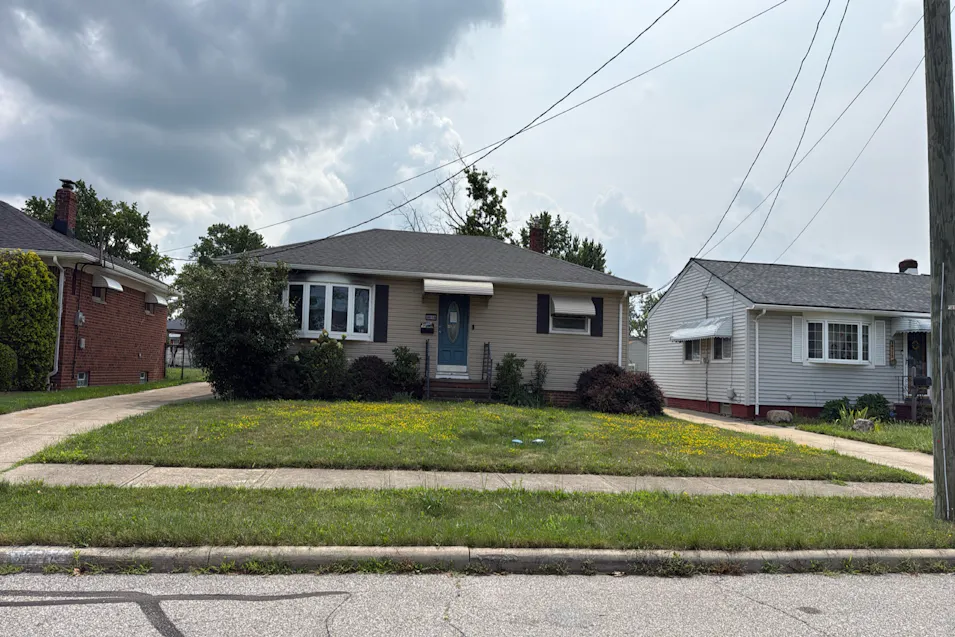 30116 Forestgrove Rd Willowick, OH 44095, Lake County