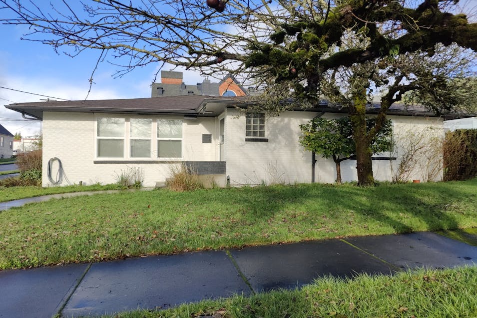 124swalfred St Chehalis, WA 98532, Lewis County