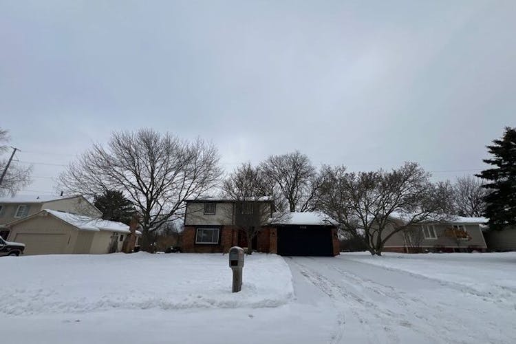 718 Denham Ln Rochester Hills, MI 48307, Oakland County