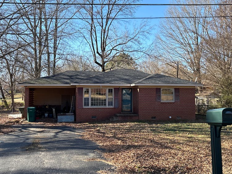 333 Myrtle Dr Huntingdon, TN 38344, Carroll County