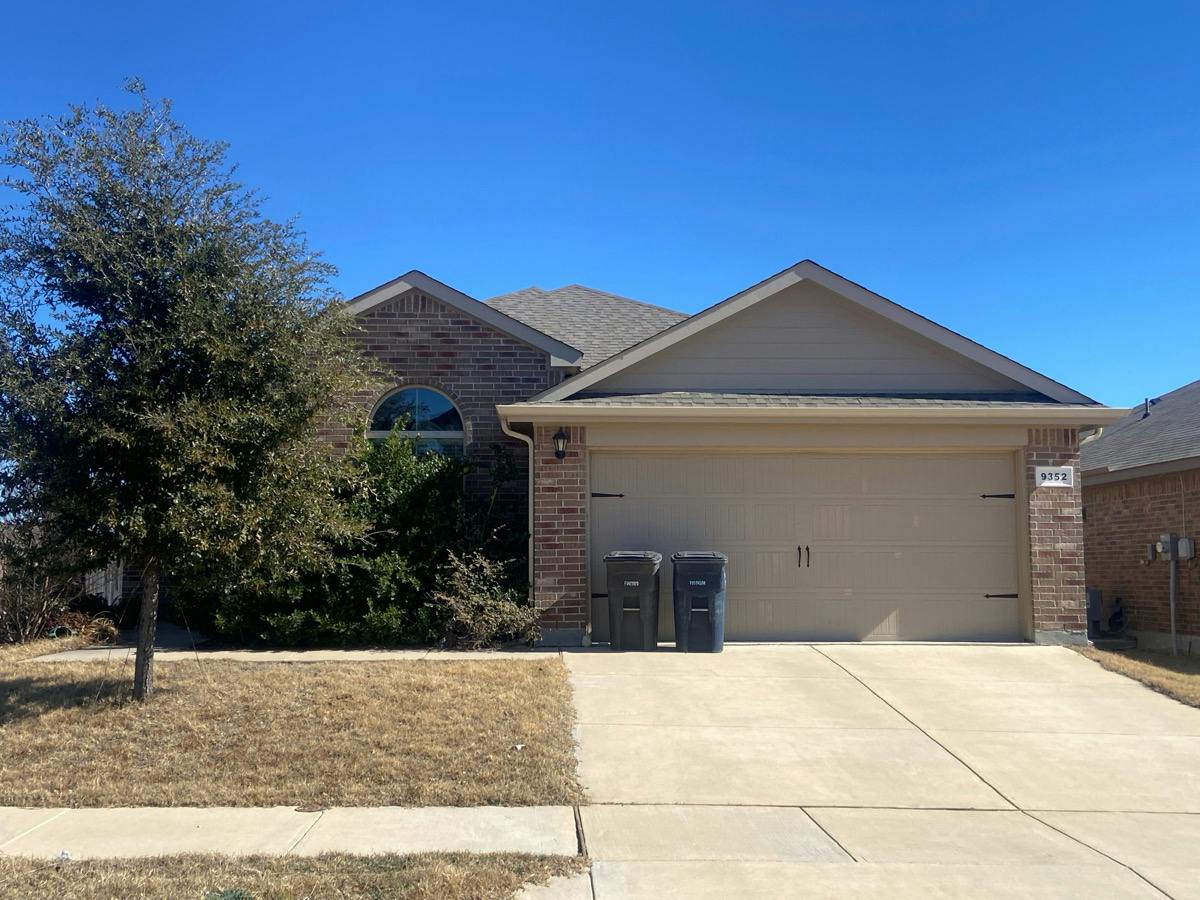 Leveret Ln, Fort Worth, TX 76131