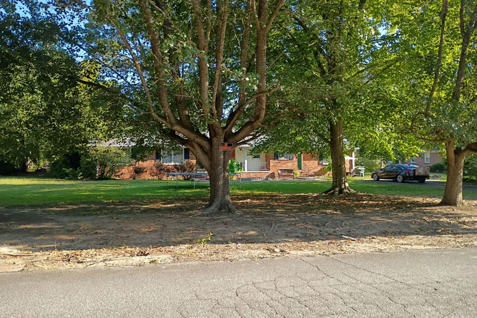 603 Calvert Avenue Clinton, SC 29325, Laurens County