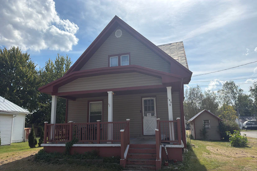 105 East Walnut Street
