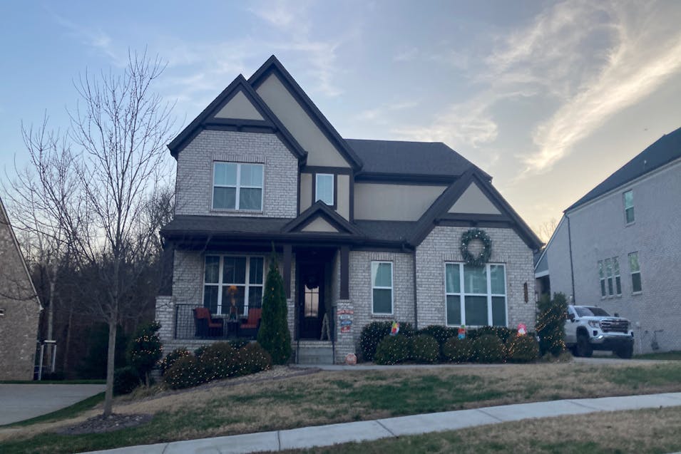 1099 River Oaks Boulevard Lebanon, TN 37090, Wilson County