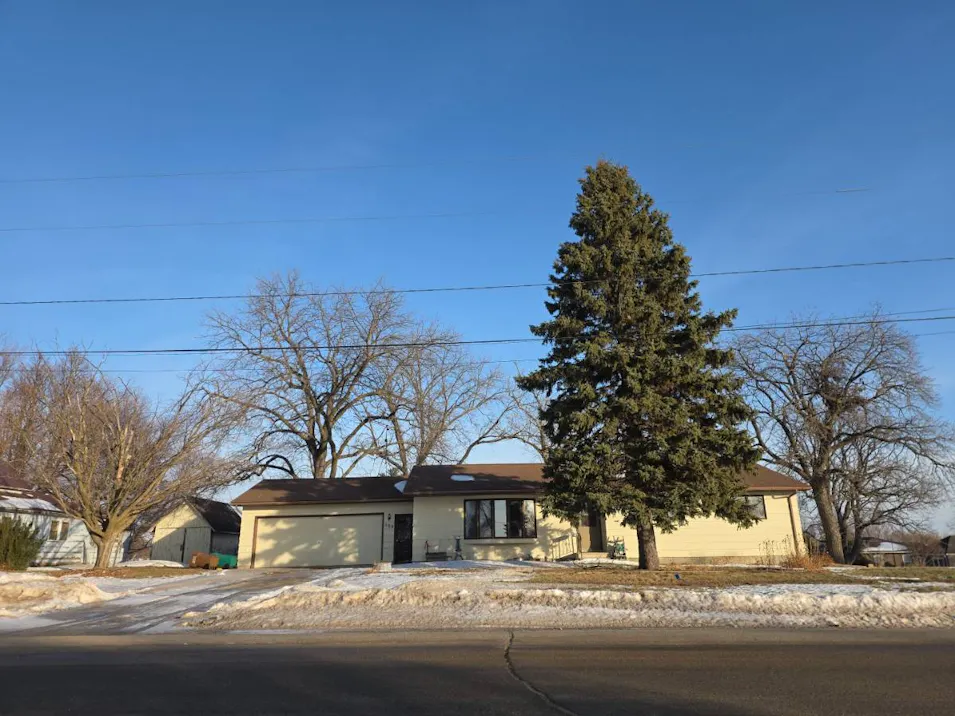 388 E Main Street Alden, MN 56009, Freeborn County