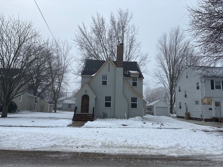 605 4th Ave SW Austin, MN 55912, Mower County