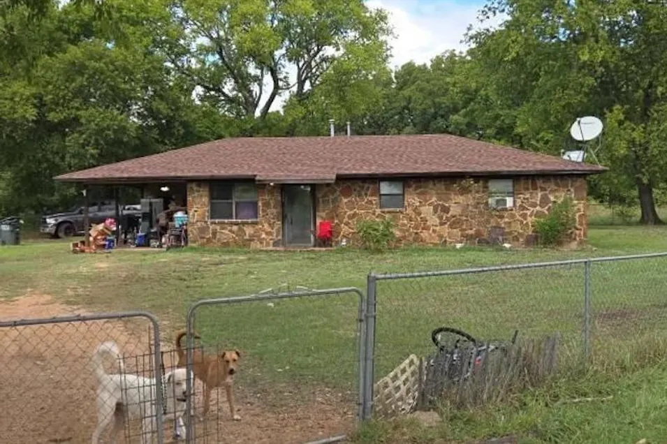 309 S Sutton Rd Ravia, OK 73455, Johnston County