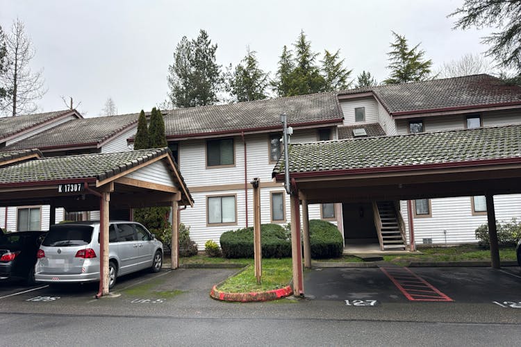 17307 119th Ln SE #k-6 Renton, WA 98058, King County