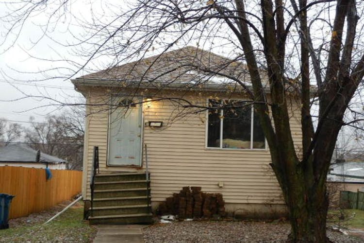 1704 North Hickory Street Crest Hill, IL 60403, Will County