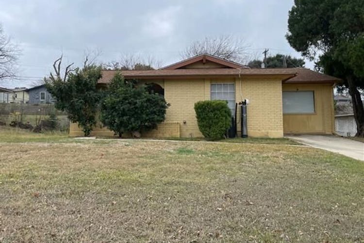 750 Clearview Drive San Antonio, TX 78228, Bexar County