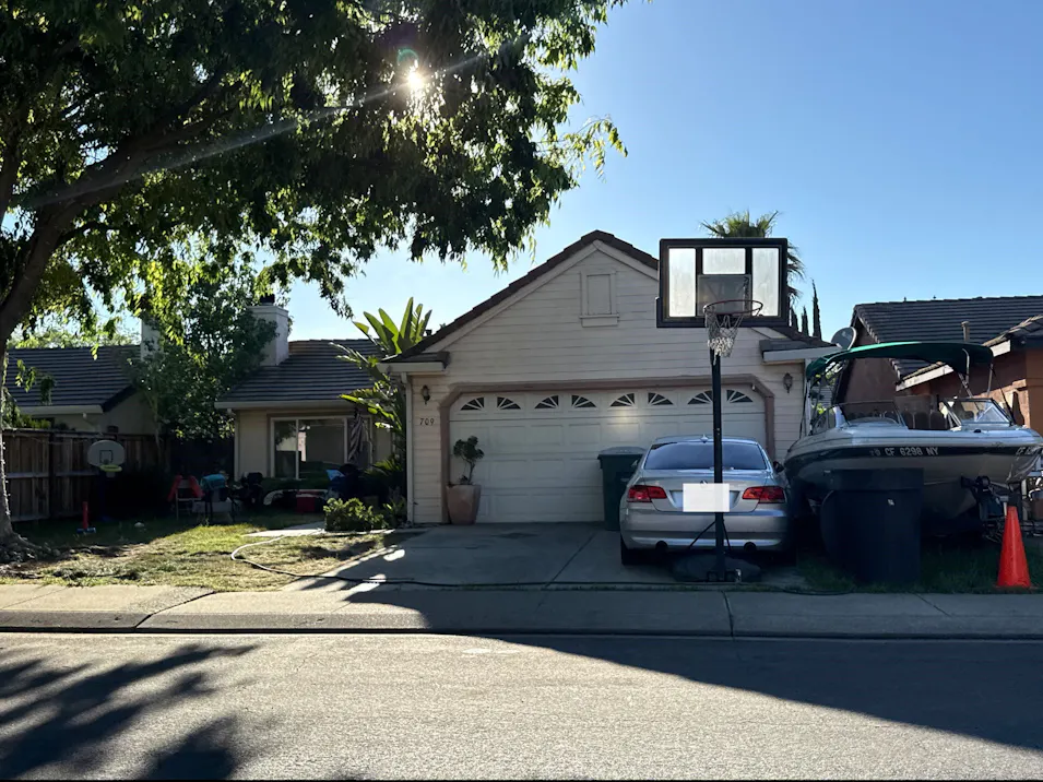 709 Codington Way Modesto, CA 95357, Stanislaus County