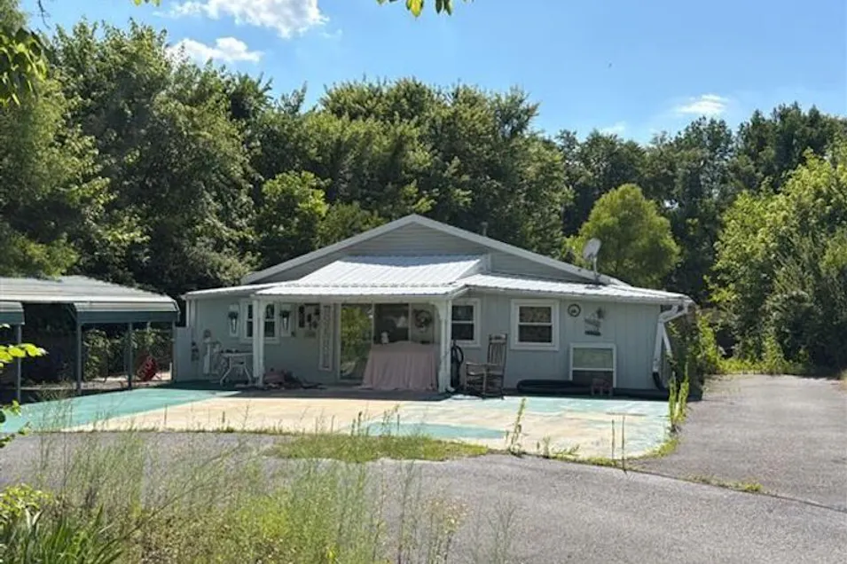 2785a North Ave Metropolis, IL 62960, Massac County