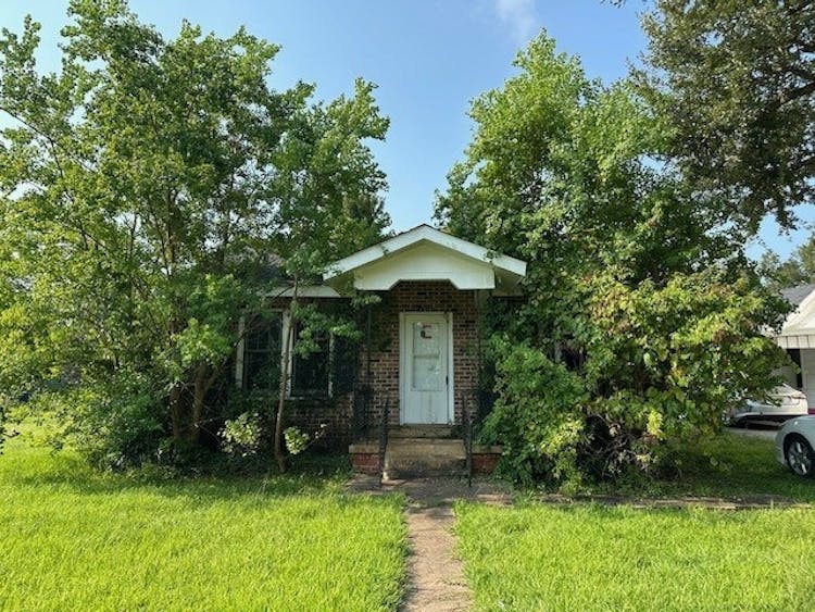 1310 13th Street Lake Charles, LA 70601, Calcasieu Parish County