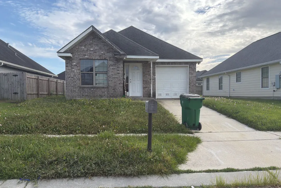 9305 E Claiborne Pkwy Westwego, LA 70094, Jefferson County