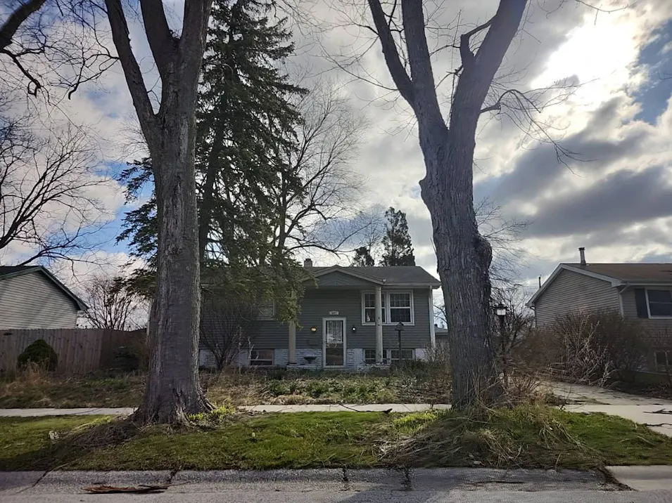 1147 Wood St Griffith, IN 46319, Lake County