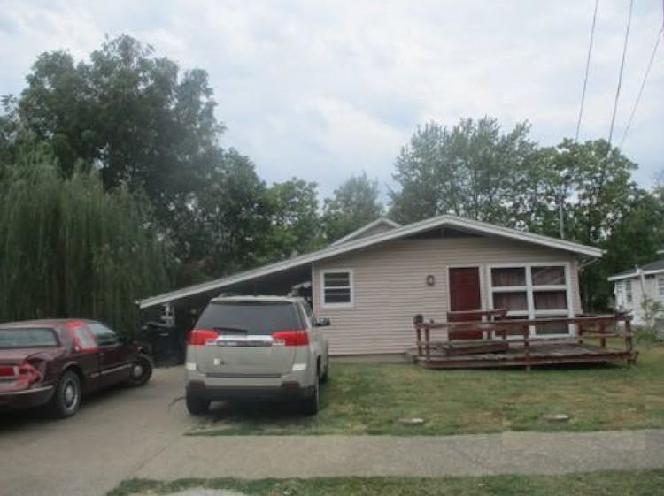 312 S Vicksburg St Marion, IL 62959, Williamson County